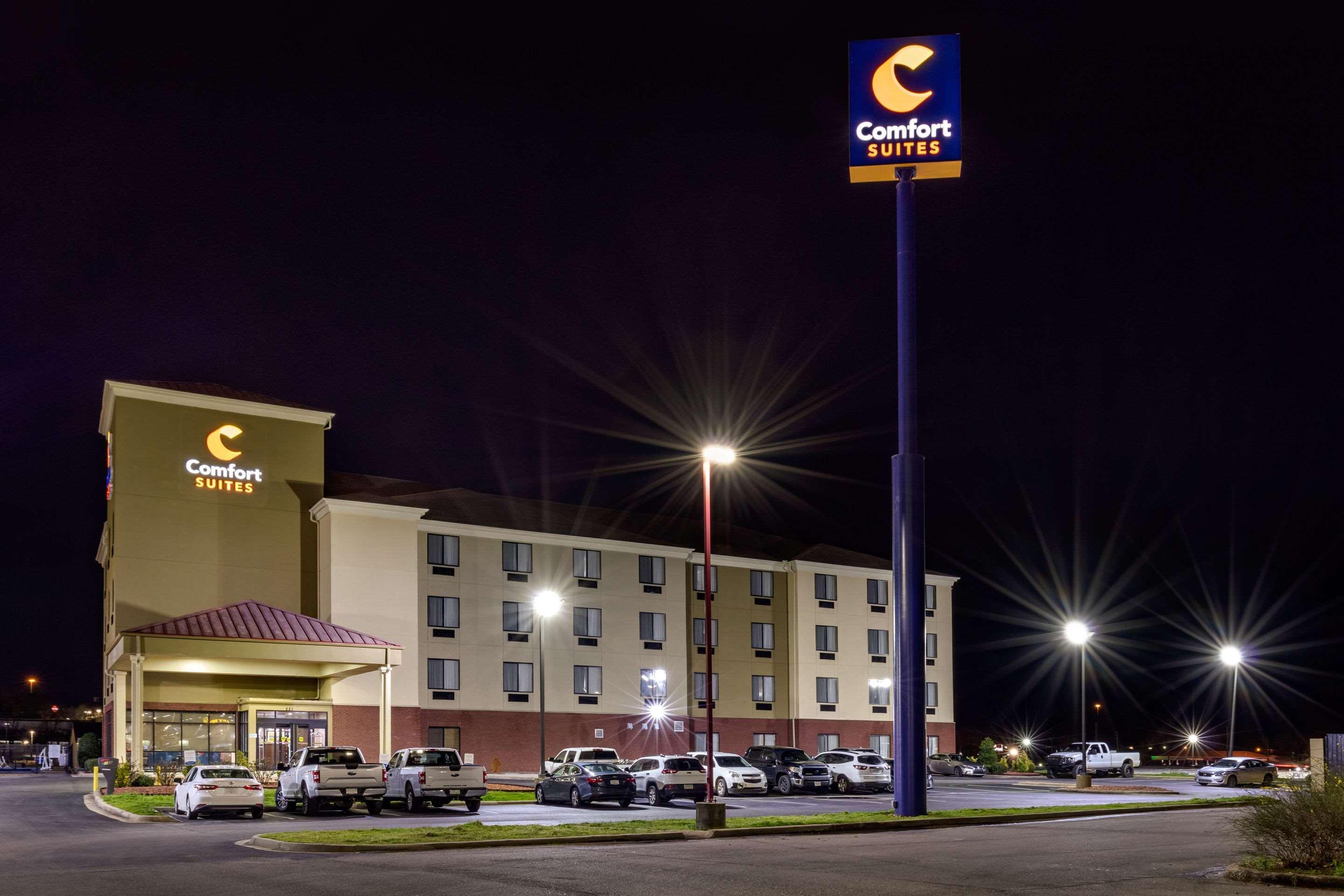 คอมฟอร์ต สวีท เพลแลม ฮูเวอร์ I-65 Hotel เพลแฮม ภายนอก รูปภาพ